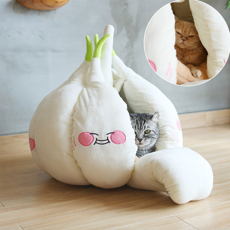 Winter Warm Pet Tent Bed – Plush Cave with Removable Cushion